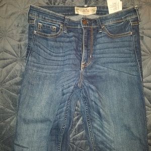 Hollister high waisted skinny size 5